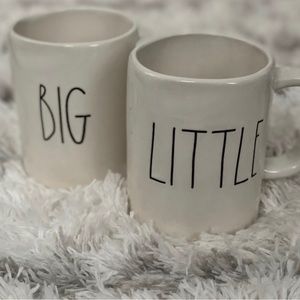 Big and little mugs